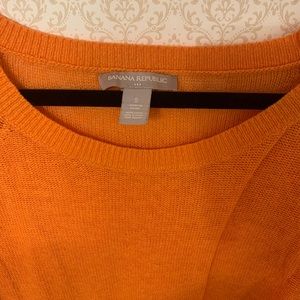 Banana republic orange sweater